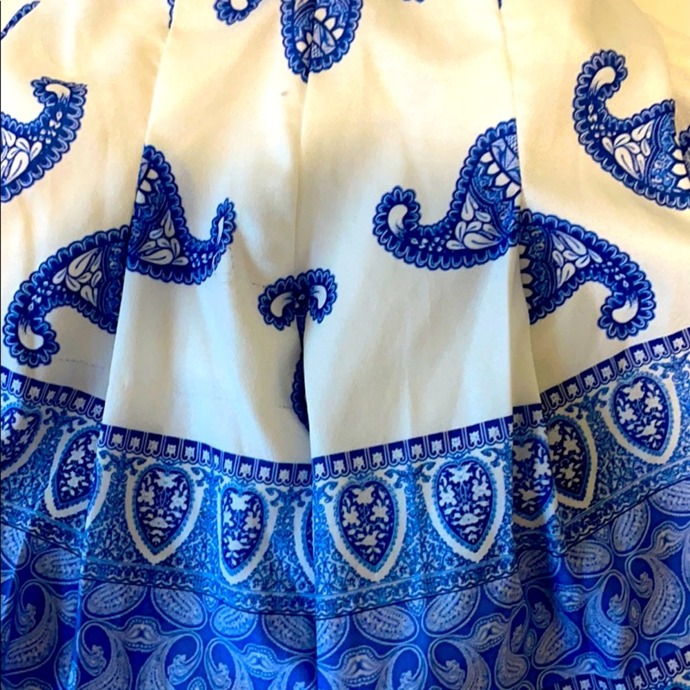 Dress - Picture 4 of 4